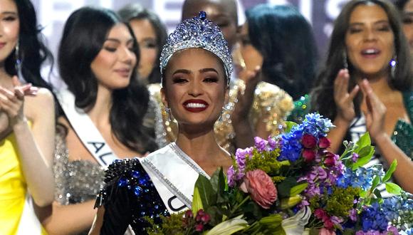 La joven de 28 años toma la posta a su predecesora hindú y devuelve la corona del Miss Universo a su natal Estados Unidos.
(Foto: AFP)