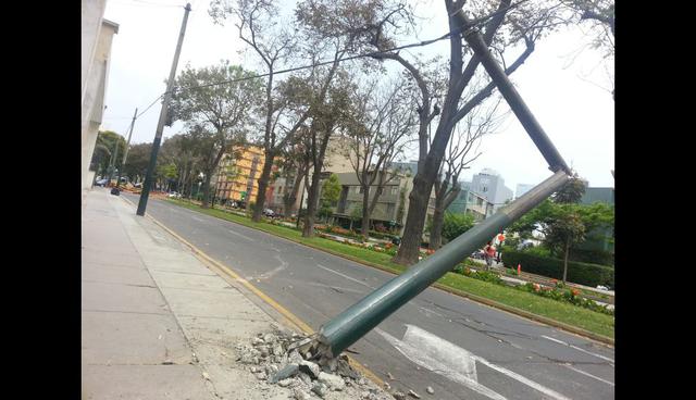 San Isidro: tránsito fue restringido en Paseo Parodi por poste a punto de colapsar - 1