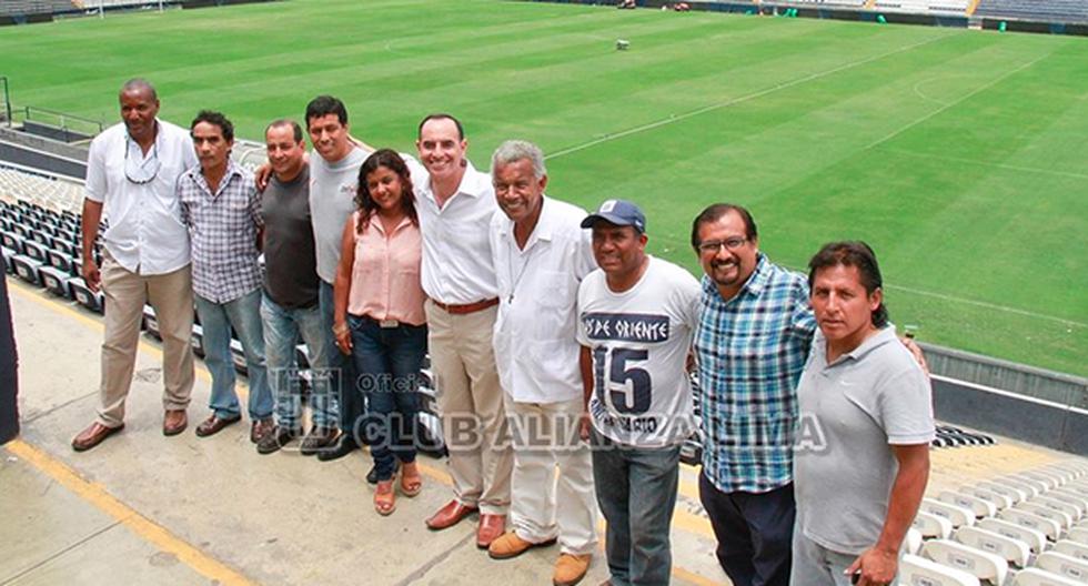 Alianza Lima tuvo una gran acogida en su partido con César Vallejo jugado en el Estadio Nacional. Aunque a los íntimos les hubiera gustado jugarlo en Matute (Foto: Facebook)