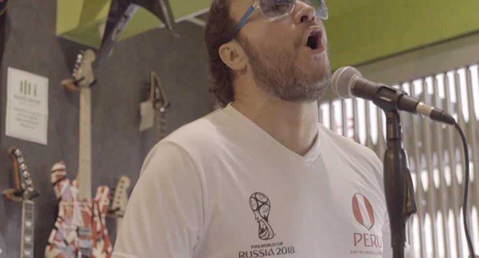 Julio Andrade es protagonista de un nuevo tema en apoyo a la blanquirroja. (Foto: Captura Video)