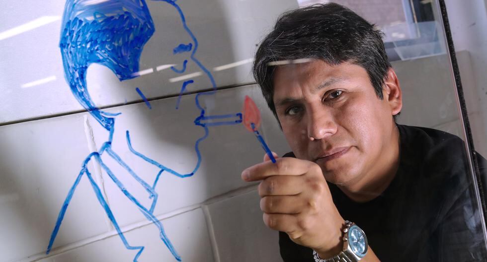 El ilustrador Víctor Aguilar es co autor del libro "Ribeyro, una vida (el cómic)", junto a Jorge Coaguila.

FOTOS: ALESSANDRO CURRARINO / EL COMERCIO