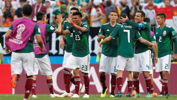 México vs. Alemania: la celebración de los aztecas por la victoria en el debut. (Foto: AFP)