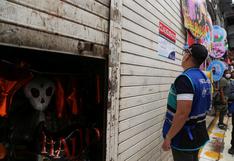 Halloween: clausuran stands de galería del Mercado Central por vender productos tóxicos