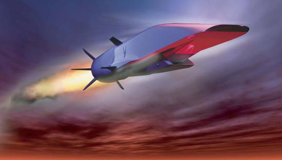 Esta ilustración fotográfica cortesía de la Fuerza Aérea de Estados Unidos muestra el X-51A Waverider configurado para demostrar un vuelo hipersónico, impulsado por un motor scramjet Pratt & Whitney Rocketdyne SJY61. (HANDOUT / US AIR FORCE / AFP).