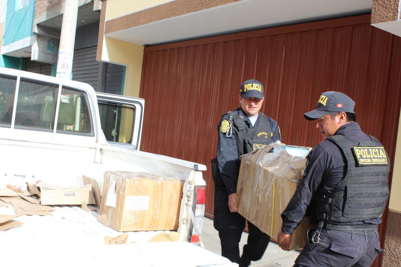 Junín: incautan documentos y una laptop de vivienda de gobernador regional | FOTOS