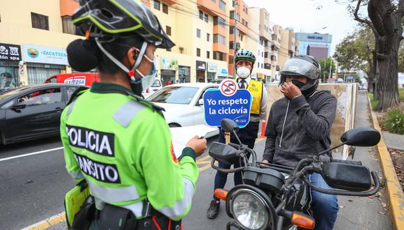 Las autoridades piden a la población respetar el uso adecuado de las ciclovías y contribuir a su adecuado mantenimiento. (Foto: MML)