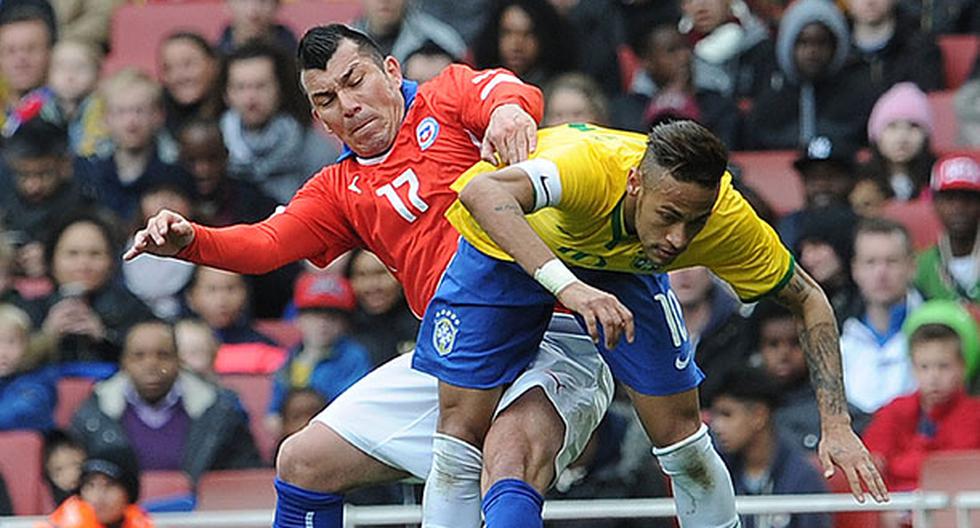 Neymar y una pelea con Gary Medel. (Foto: Getty Images)