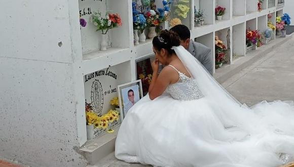Novia visita tumba de su padre en el cementerio de Surco antes de casarse.