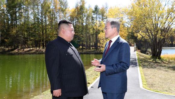 El presidente de Corea del Sur, Moon Jae-in, será quien entregue la invitación de Kin Jong-un al Papa Francisco. (Foto: AFP)