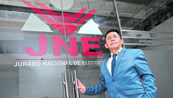 Luis Carrasco, presidente del Jurado Electoral Especial Lima Centro, estima que llegará a excluir más de 100 candidatos en este proceso. (Foto: Francisco Neyra/GEC)