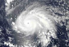 Huracán José permanece como categoría 4 en el Atlántico
