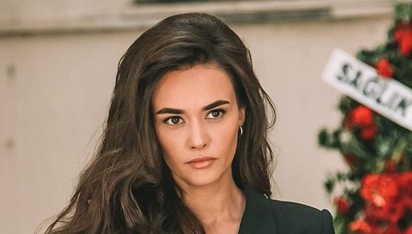La actriz turca de 34 años lleva apareciendo en las pantallas en varios proyectos de manera ininterrumpida desde 2016 (Foto: Hande Soral/Instagram)