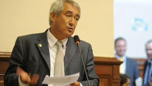 Elías fue legislador de Fuerza Popular en el periodo 2011-2016.