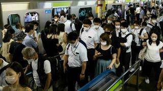 Tokio: ataque con cuchillo en un tren deja al menos nueve heridos | VIDEO