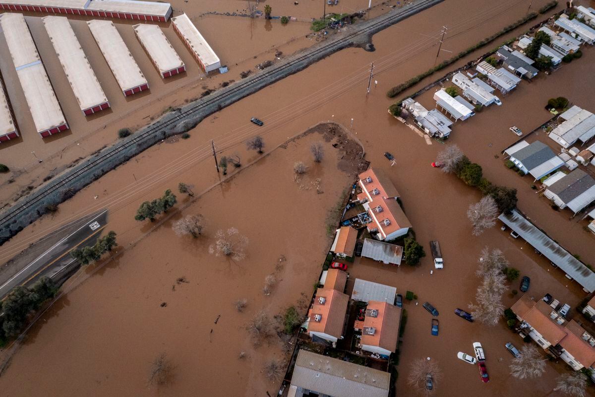 Properties along Beer Creek were flooded after another wave of storms in Merced, California, USA, on January 10, 2023. (Photo by EFE/EPA/LIPO CHING)