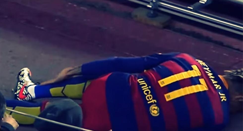 Neymar falló un penal en el partido Barcelona vs Valencia por la Copa del Rey. Sin embargo, hizo noticia por esta peculiar caída (Foto: Captura - YouTube)