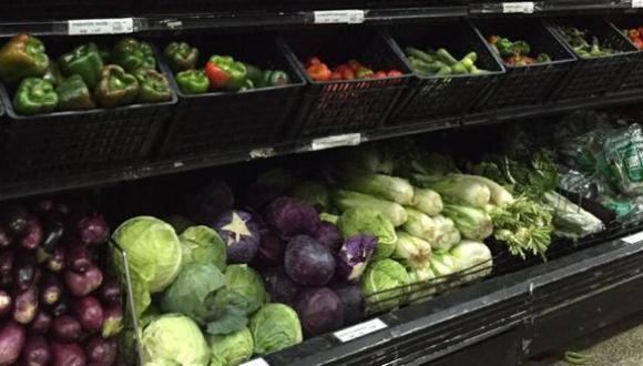 Venezuela. La fruta y verdura abunda, aunque tambi&eacute;n han sufrido el efecto de la inflaci&oacute;n. (Foto: BBC)