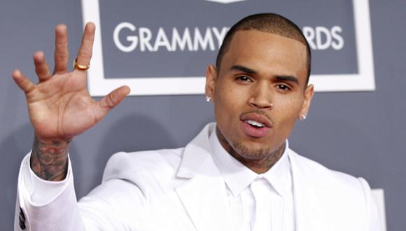 Chris Brown: "El ébola es una forma de controlar la población"