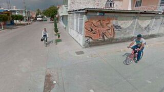 Google Maps captó un cómico choque de bicicletas y hace famoso el lugar en México