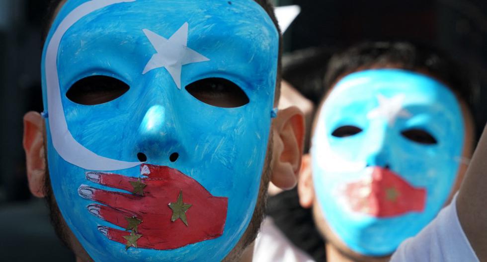 Estados Unidos y otros gobiernos occidentales consideran que los uigures son víctimas de un genocidio a manos del Gobierno Chino.