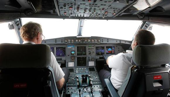 Germanwings: ¿Cómo funcionan las puertas de cabina de un avión?