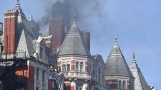 Alerta en Londres por incendio en lujoso e histórico hotel Mandarin Oriental