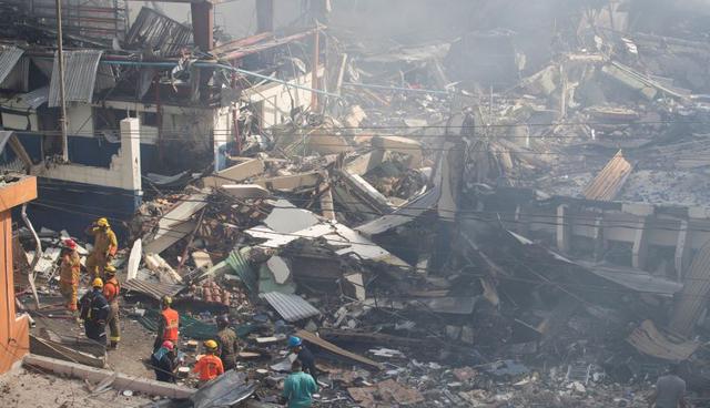 Al menos dos muertos y una veintena de heridos por explosión en fábrica de Santo Domingo. (Foto: EFE).