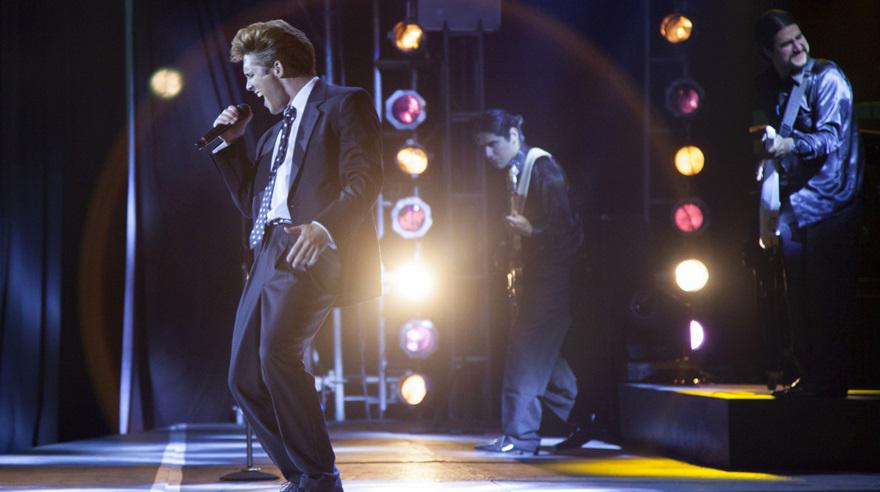 Diego Bonetta como Luis Miguel en serie biográfica del cantante. (Foto: Netflix/ Difusión)
