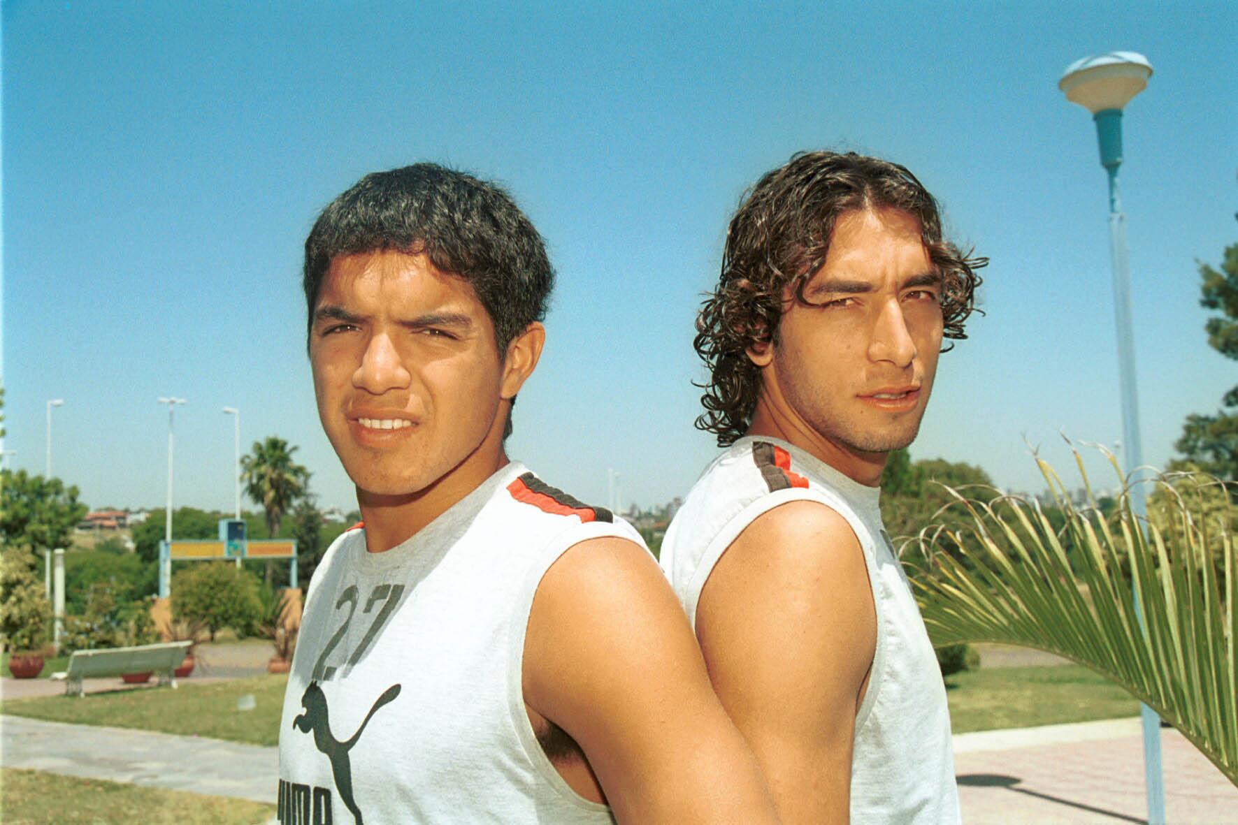 En el 2005, Juan Manuel Vargas y Juan Cominges llegaron a Argentina para jugar por primera vez en el extranjero. Ambos defendieron la camiseta de Colón de Santa Fe, finalista de la Copa Sudamericana. (Foto. GEC)