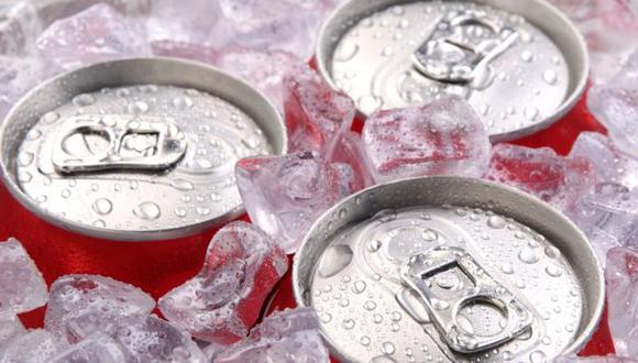 ¿Cómo enfriar una lata sin hielo o sin nevera? (Getty Images)