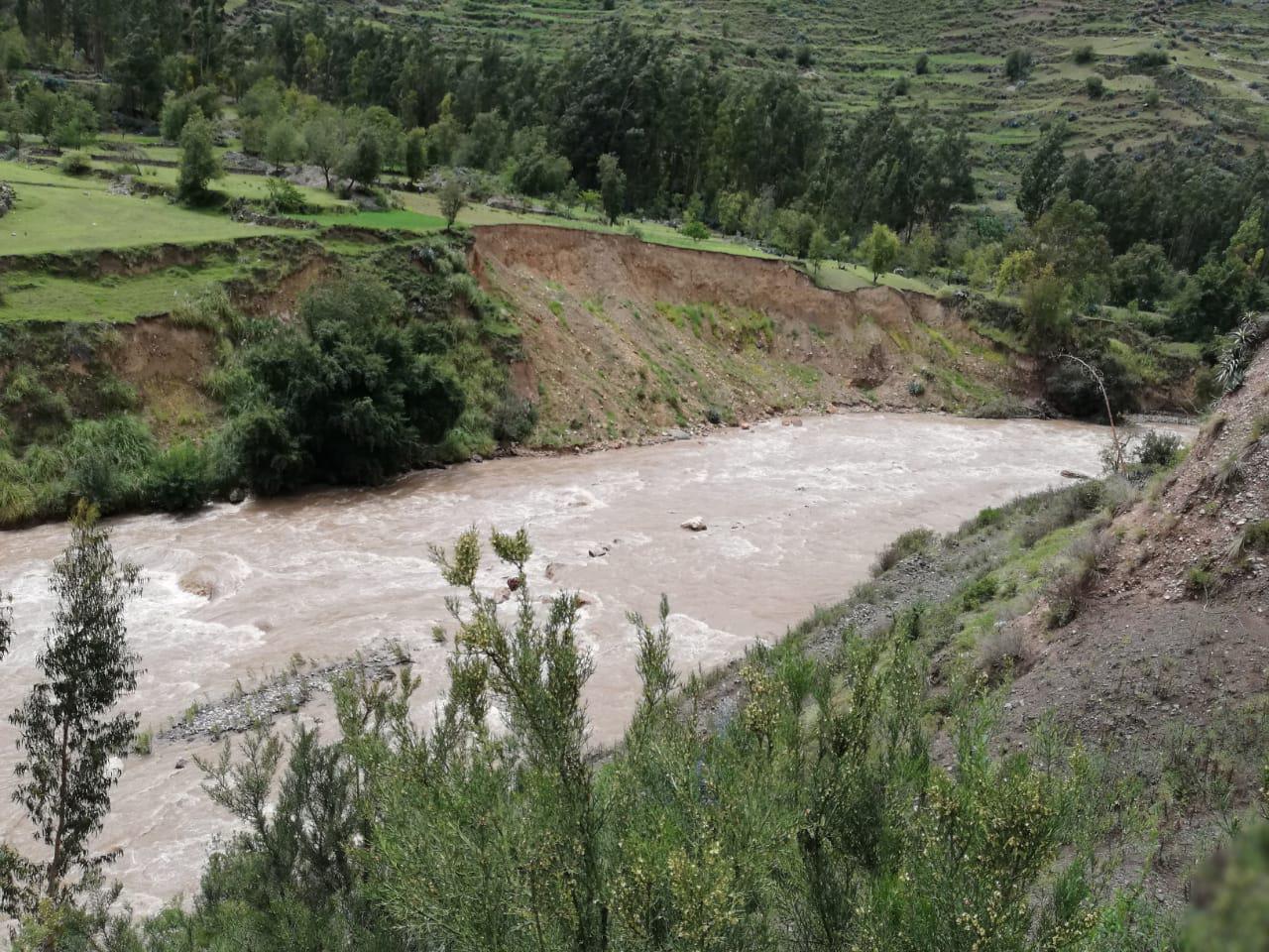 Huancavelica: continúa búsqueda de tres desaparecidos que cayeron al río Opamayo