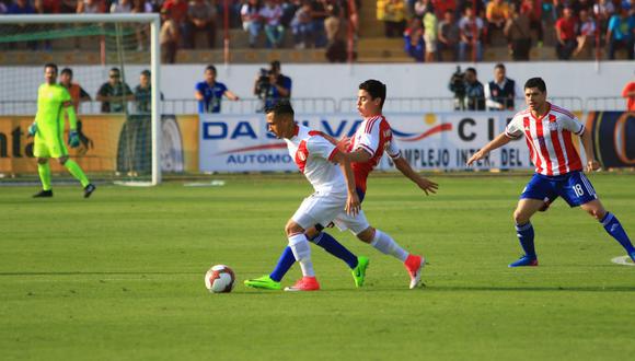 Sepa en esta nota cuánto valen los jugadores de Perú y los de Paraguay. (Foto: AFP)