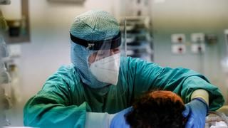 Italia suma 434 muertos por coronavirus en un día, el peor dato en nueve meses