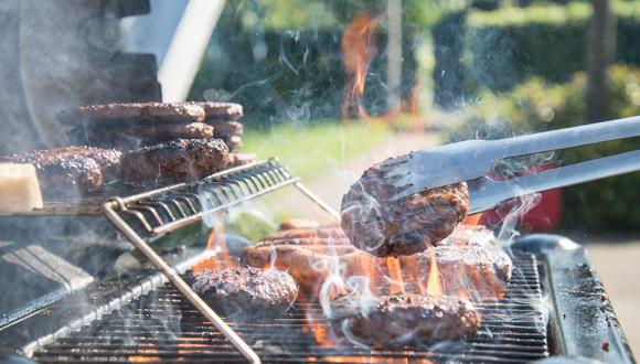 6 consejos para asar carne a la parrilla de forma saludable 