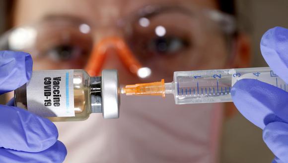 La vacunación continúa su rumbo en nuestro país. (Foto: Reuters)