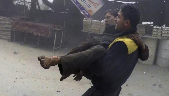 Siria: bombardeos contra feudo opositor en Damasco dejan 28 muertos. (AP).