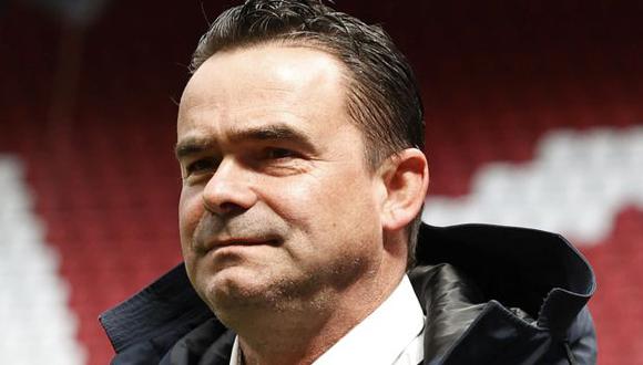Marc Overmars no va más como director de fútbol de Ajax. (Foto: AFP)
