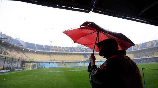 Sábado 10 de noviembre - 07:00 am: caen fuertes lluvias en Buenos Aires. (Foto: AFP)