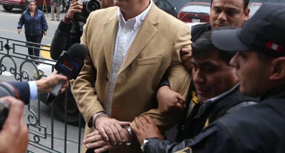 Alexander Kouri fue trasladado desde la carceleta del Poder Judicial hacia el penal Ancón 2, (Piedras Gordas). (Foto: Andina)