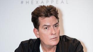 Charlie Sheen pensó en el suicidio tras conocer que tiene VIH