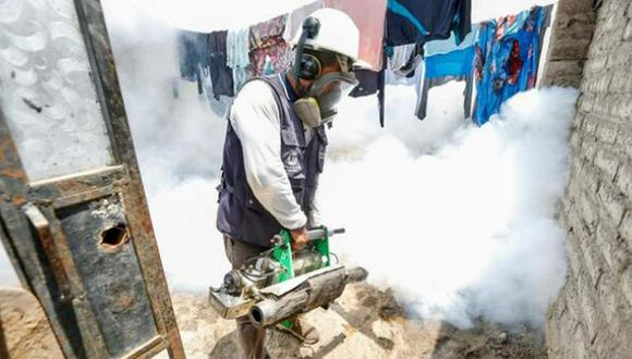 Brigadas de salud iniciaron campaña de fumigación masiva contra el dengue en Lambayeque | Foto: Minsa