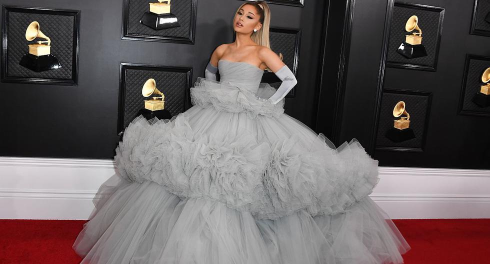 Grammy 2020: Ariana Grande cautivó en la gala con vestido gris | FOTO | | EL COMERCIO