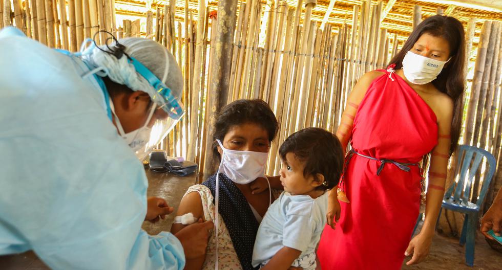 El año pasado, se registraron 19.458 contagios de coronavirus y en este año ya van 2.695  en los pueblos indígenas amazónicos. En cuanto a los fallecidos, fueron 486 y ya van 42 en ese mismo orden de años. (Foto: Minsa)