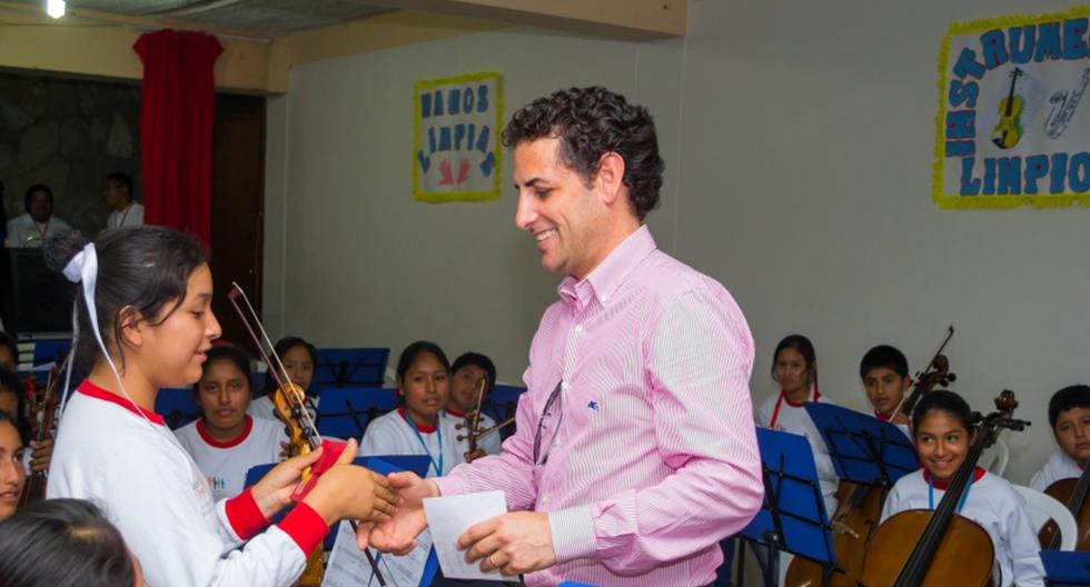 Juan Diego Flórez adelanta detalles de lo que será el \'Concierto de Navidad de Sinfonía por el Perú\'. (Foto: Facebook oficial)