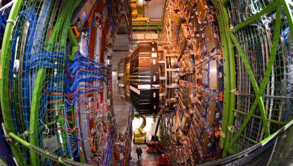 Científicos visualizan por primera vez partículas pentaquarks