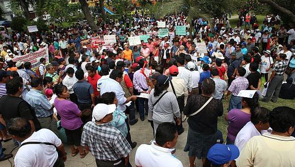Chaclacayo: trabajadores de limpieza tomaron depósito municipal