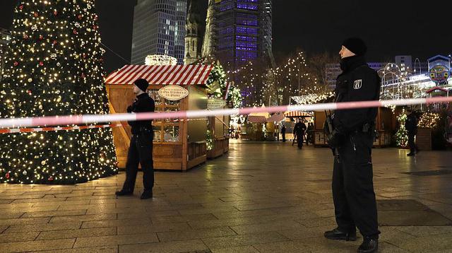 Berlín en alerta tras atropello masivo en mercado navideño - 8