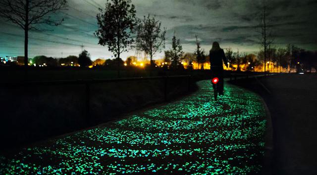 Van Gogh: Este camino en Países Bajos brilla en la oscuridad - 1