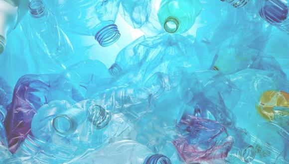 Según una encuesta internacional, casi la mitad de los consumidores evitan los envases que podrían dañar el medio ambiente, y el 65% de ellos asocian el plástico con la contaminación del océano | Foto: Natura / Difusión