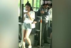 YouTube: joven china le da paliza a delincuente en bus